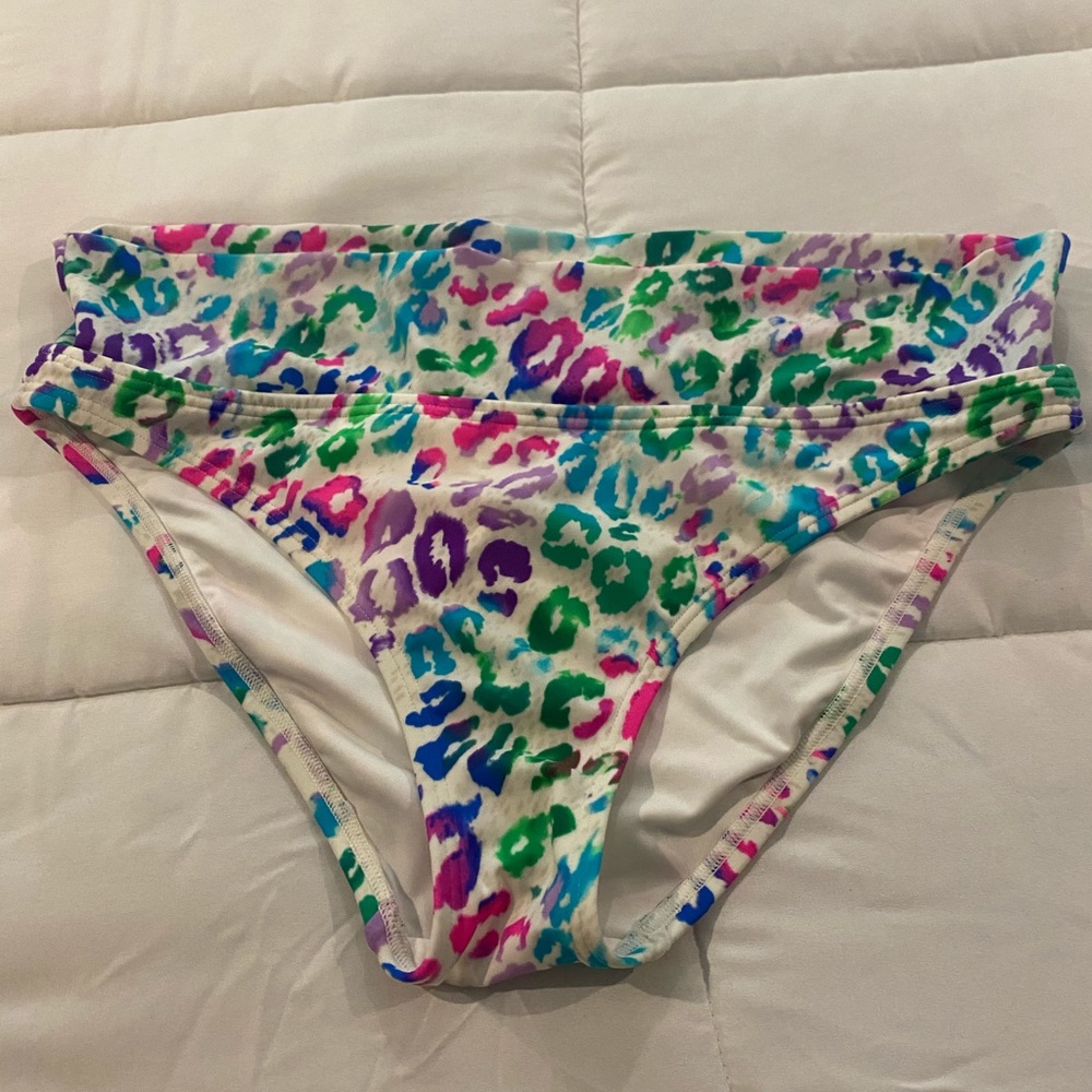 Victoria’s Secret high waisted bikini bottoms